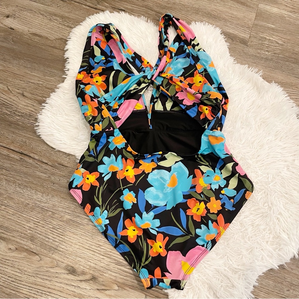 Swim RX Floral Twist One Piece Swimsuit Bathing Suit XL - Picture 6 of 9